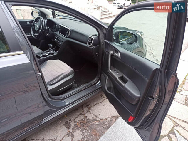Серый Киа Sportage, объемом двигателя 1.59 л и пробегом 45 тыс. км за 22000 $, фото 46 на Automoto.ua