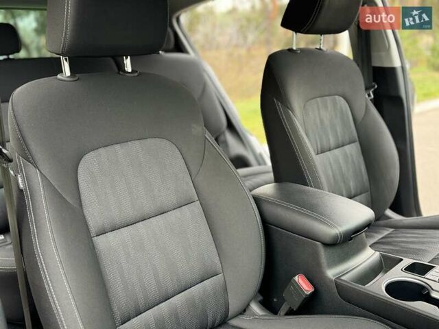 Сірий Кіа Sportage, об'ємом двигуна 1.59 л та пробігом 48 тис. км за 19500 $, фото 71 на Automoto.ua