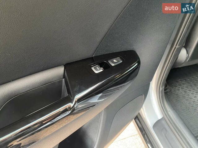 Серый Киа Sportage, объемом двигателя 1.59 л и пробегом 10 тыс. км за 25000 $, фото 25 на Automoto.ua