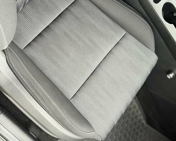 Сірий Кіа Sportage, об'ємом двигуна 1.59 л та пробігом 48 тис. км за 19500 $, фото 70 на Automoto.ua