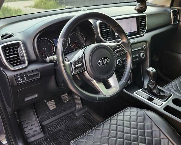 Киа Sportage 2021 в Киеве на Automoto.ua Серый Киа Sportage, объемом двигателя 1.59 л и пробегом 83 тыс. км за 22500 $, фото 8 на Automoto.ua