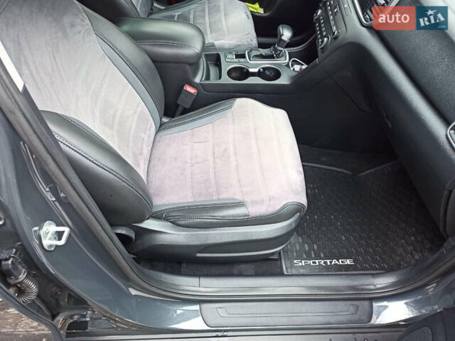 Серый Киа Sportage, объемом двигателя 1.59 л и пробегом 45 тыс. км за 22000 $, фото 43 на Automoto.ua