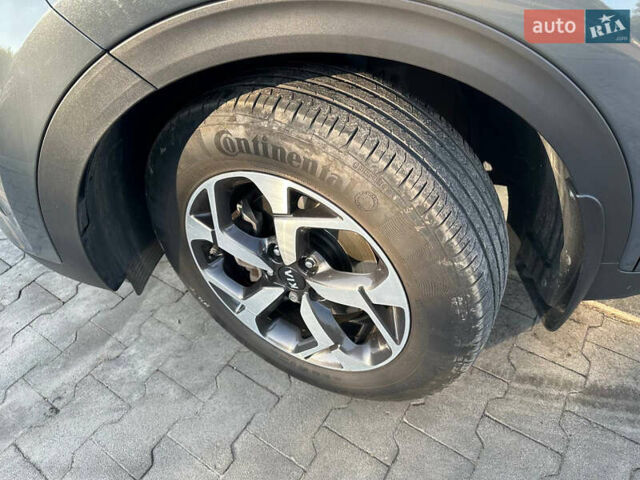 Серый Киа Sportage, объемом двигателя 1.59 л и пробегом 55 тыс. км за 21800 $, фото 5 на Automoto.ua