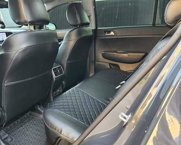 Киа Sportage 2021 в Киеве на Automoto.ua Серый Киа Sportage, объемом двигателя 1.59 л и пробегом 83 тыс. км за 22500 $, фото 16 на Automoto.ua