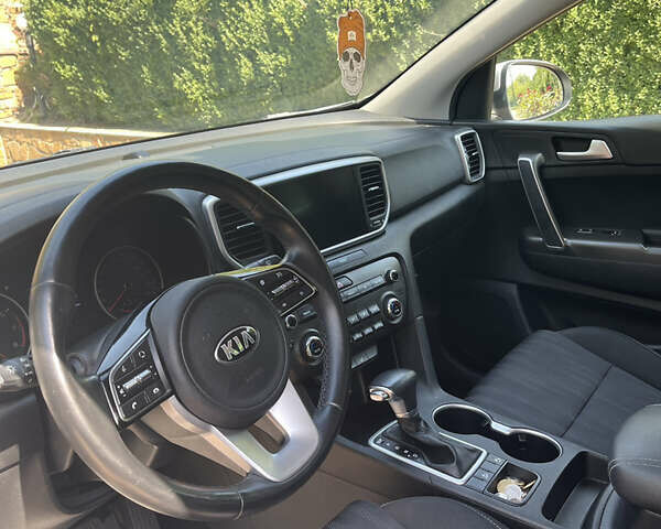 Серый Киа Sportage, объемом двигателя 1.59 л и пробегом 77 тыс. км за 19700 $, фото 9 на Automoto.ua