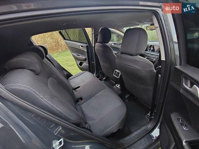 Серый Киа Sportage, объемом двигателя 1.59 л и пробегом 32 тыс. км за 19640 $, фото 6 на Automoto.ua