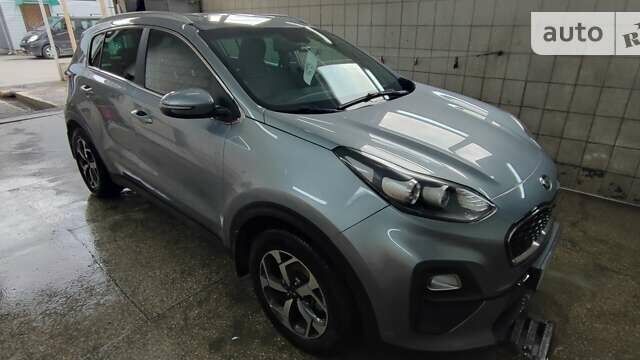 Сірий Кіа Sportage, об'ємом двигуна 1.6 л та пробігом 180 тис. км за 23000 $, фото 1 на Automoto.ua