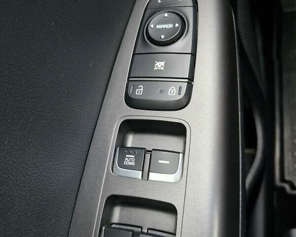 Серый Киа Sportage, объемом двигателя 1.59 л и пробегом 100 тыс. км за 17500 $, фото 11 на Automoto.ua