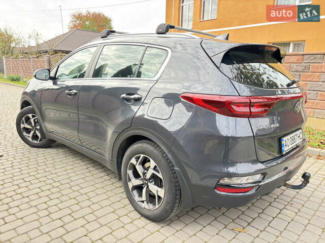 Киа Sportage 2021 в Ужгороде на Automoto.ua Серый Киа Sportage, объемом двигателя 1.59 л и пробегом 130 тыс. км за 19500 $, фото 4 на Automoto.ua