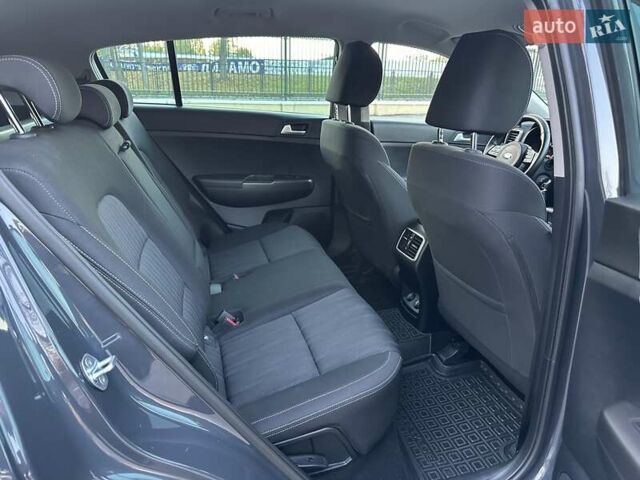 Киа Sportage 2021 в Харькове на Automoto.ua Серый Киа Sportage, объемом двигателя 1.59 л и пробегом 21 тыс. км за 19900 $, фото 19 на Automoto.ua