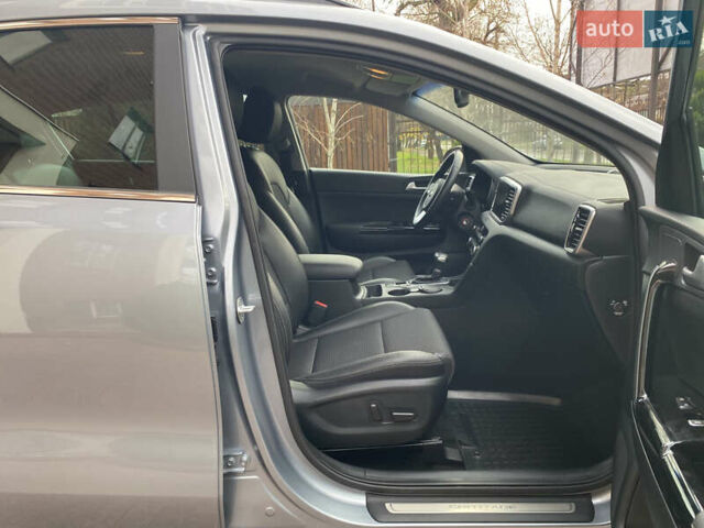Серый Киа Sportage, объемом двигателя 1.59 л и пробегом 10 тыс. км за 25000 $, фото 26 на Automoto.ua