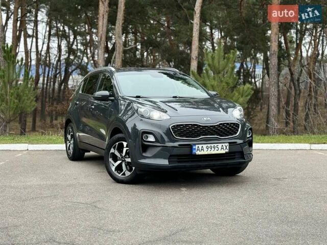 Сірий Кіа Sportage, об'ємом двигуна 1.59 л та пробігом 48 тис. км за 19500 $, фото 8 на Automoto.ua