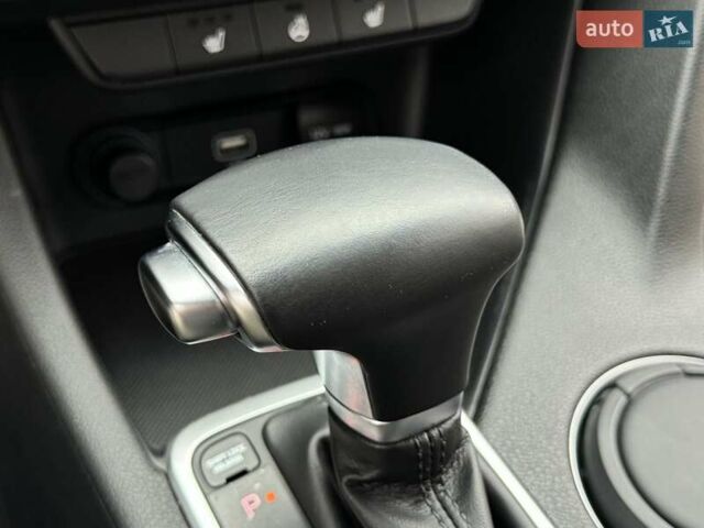 Сірий Кіа Sportage, об'ємом двигуна 1.59 л та пробігом 48 тис. км за 19500 $, фото 54 на Automoto.ua