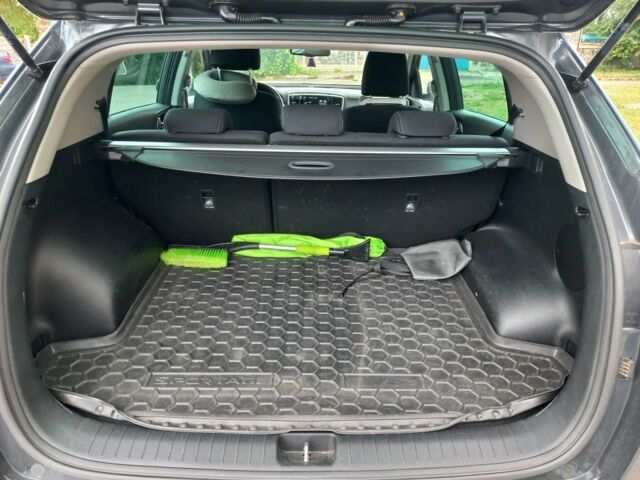 Сірий Кіа Sportage, об'ємом двигуна 1.6 л та пробігом 55 тис. км за 19200 $, фото 5 на Automoto.ua