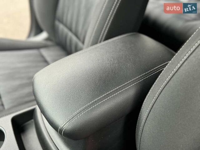 Сірий Кіа Sportage, об'ємом двигуна 1.59 л та пробігом 48 тис. км за 19500 $, фото 34 на Automoto.ua