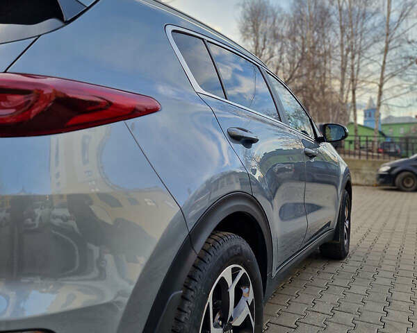 Серый Киа Sportage, объемом двигателя 1.6 л и пробегом 37 тыс. км за 20500 $, фото 5 на Automoto.ua