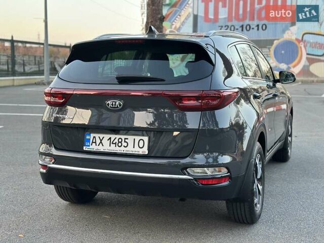 Киа Sportage 2021 в Харькове на Automoto.ua Серый Киа Sportage, объемом двигателя 1.59 л и пробегом 21 тыс. км за 19900 $, фото 5 на Automoto.ua