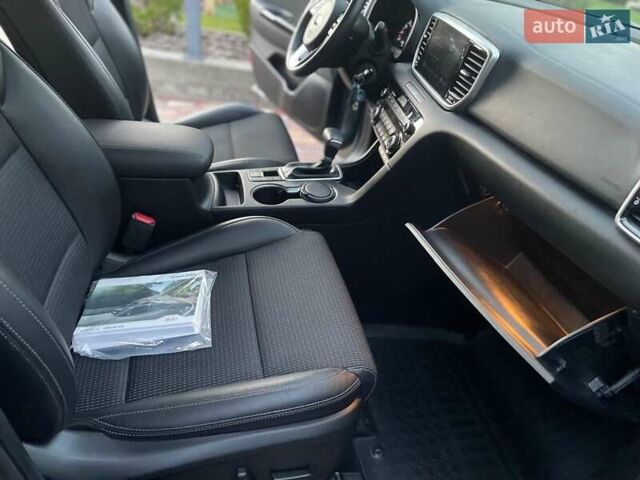 Серый Киа Sportage, объемом двигателя 1.59 л и пробегом 13 тыс. км за 25000 $, фото 30 на Automoto.ua