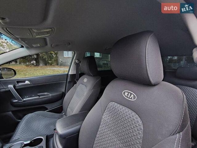 Серый Киа Sportage, объемом двигателя 1.59 л и пробегом 32 тыс. км за 19640 $, фото 15 на Automoto.ua