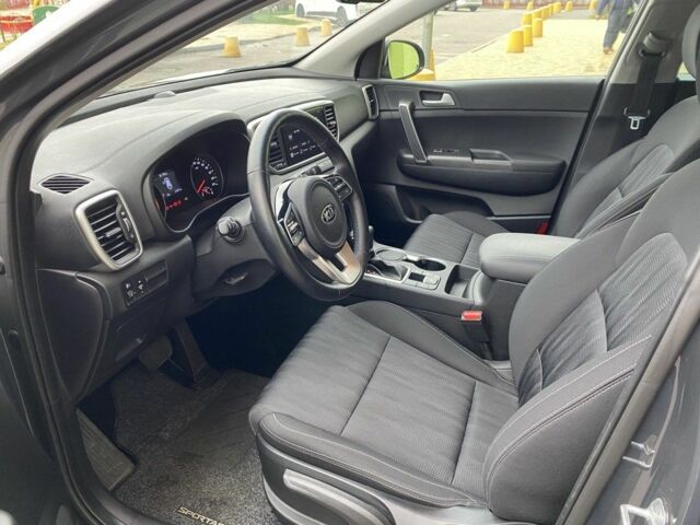 Серый Киа Sportage, объемом двигателя 1.6 л и пробегом 43 тыс. км за 20000 $, фото 5 на Automoto.ua