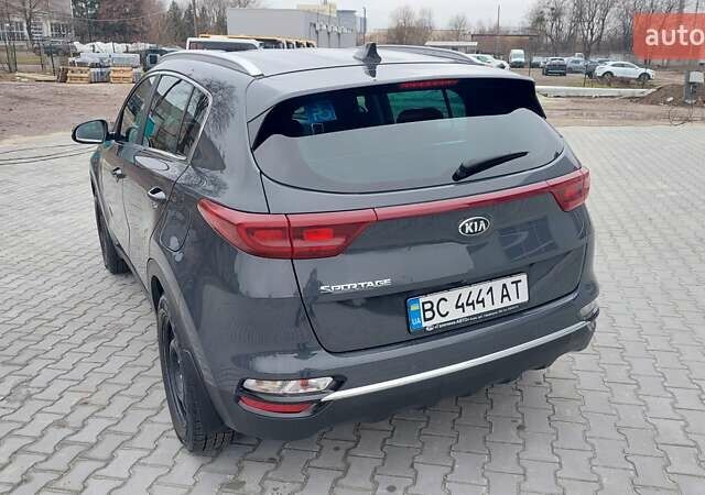 Сірий Кіа Sportage, об'ємом двигуна 1.59 л та пробігом 73 тис. км за 19000 $, фото 8 на Automoto.ua