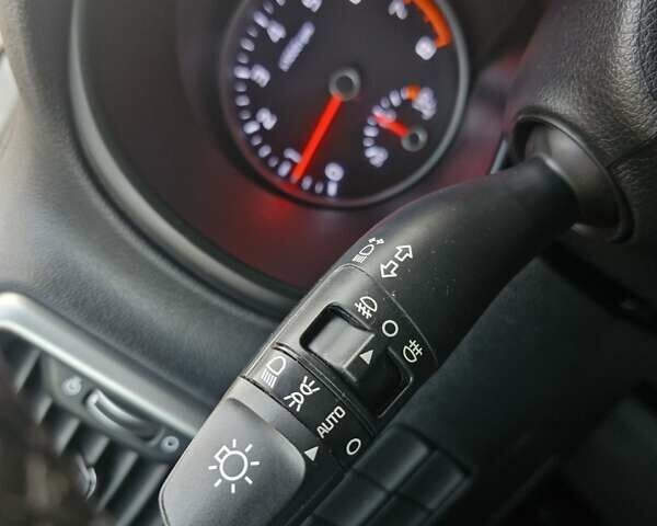 Серый Киа Sportage, объемом двигателя 1.59 л и пробегом 100 тыс. км за 17500 $, фото 12 на Automoto.ua