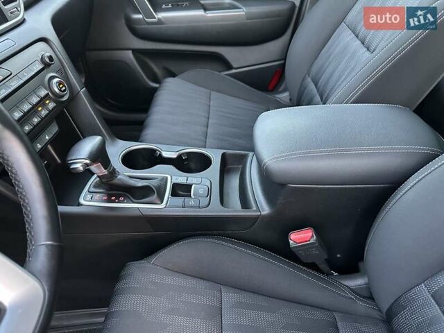 Киа Sportage 2021 в Харькове на Automoto.ua Серый Киа Sportage, объемом двигателя 1.59 л и пробегом 21 тыс. км за 19900 $, фото 13 на Automoto.ua