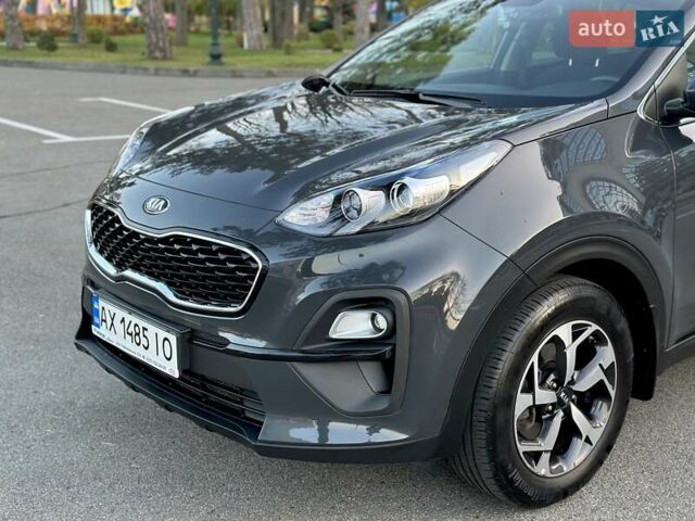 Киа Sportage 2021 в Харькове на Automoto.ua Серый Киа Sportage, объемом двигателя 1.59 л и пробегом 21 тыс. км за 19900 $, фото 2 на Automoto.ua