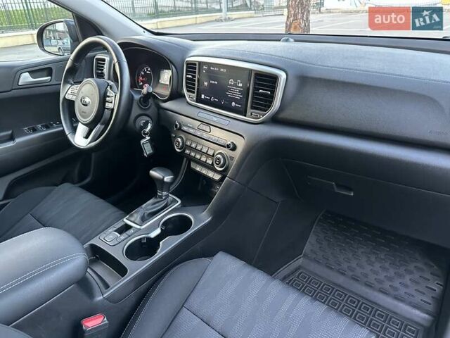 Киа Sportage 2021 в Харькове на Automoto.ua Серый Киа Sportage, объемом двигателя 1.59 л и пробегом 21 тыс. км за 19900 $, фото 22 на Automoto.ua