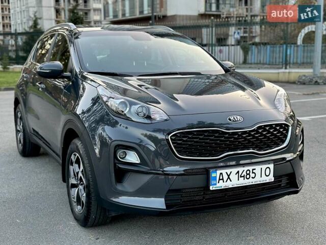 Киа Sportage 2021 в Харькове на Automoto.ua Серый Киа Sportage, объемом двигателя 1.59 л и пробегом 21 тыс. км за 19900 $, фото 8 на Automoto.ua