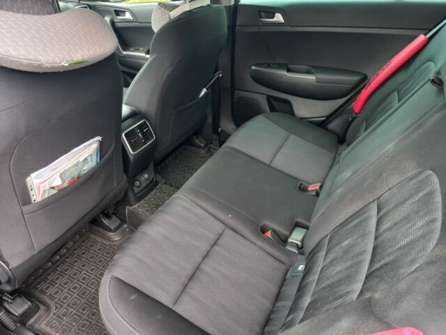 Сірий Кіа Sportage, об'ємом двигуна 1.6 л та пробігом 55 тис. км за 19200 $, фото 4 на Automoto.ua
