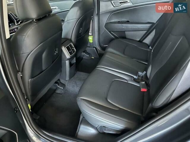 Сірий Кіа Sportage, об'ємом двигуна 2 л та пробігом 133 тис. км за 29900 $, фото 17 на Automoto.ua