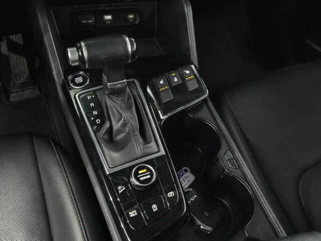 Сірий Кіа Sportage, об'ємом двигуна 2 л та пробігом 34 тис. км за 21000 $, фото 9 на Automoto.ua