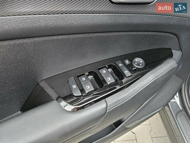 Серый Киа Sportage, объемом двигателя 1.6 л и пробегом 25 тыс. км за 25900 $, фото 15 на Automoto.ua