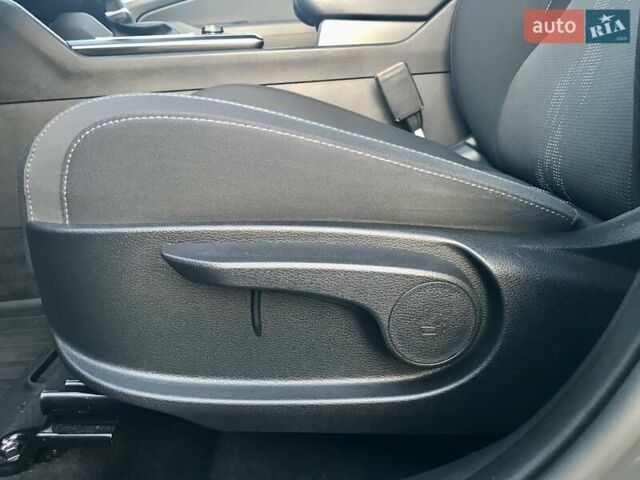 Серый Киа Sportage, объемом двигателя 2 л и пробегом 27 тыс. км за 26200 $, фото 12 на Automoto.ua