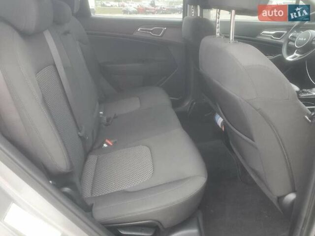 Сірий Кіа Sportage, об'ємом двигуна 2.5 л та пробігом 75 тис. км за 8500 $, фото 10 на Automoto.ua