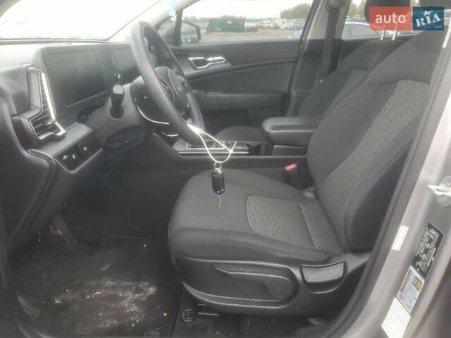 Сірий Кіа Sportage, об'ємом двигуна 2.5 л та пробігом 75 тис. км за 8500 $, фото 6 на Automoto.ua