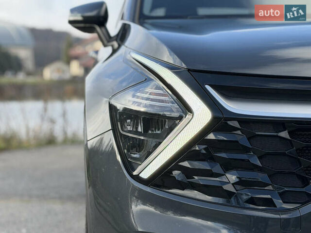 Сірий Кіа Sportage, об'ємом двигуна 2 л та пробігом 51 тис. км за 26300 $, фото 6 на Automoto.ua