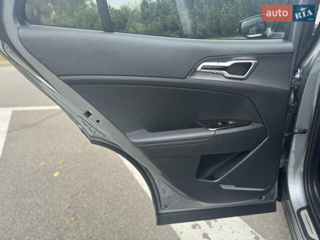 Серый Киа Sportage, объемом двигателя 1.6 л и пробегом 53 тыс. км за 26999 $, фото 26 на Automoto.ua