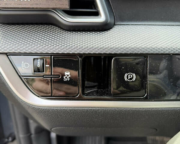 Сірий Кіа Sportage, об'ємом двигуна 2 л та пробігом 51 тис. км за 26300 $, фото 21 на Automoto.ua