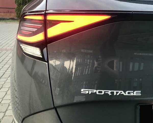 Серый Киа Sportage, объемом двигателя 2 л и пробегом 27 тыс. км за 26200 $, фото 9 на Automoto.ua