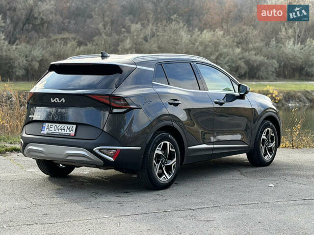 Сірий Кіа Sportage, об'ємом двигуна 2 л та пробігом 51 тис. км за 26300 $, фото 16 на Automoto.ua