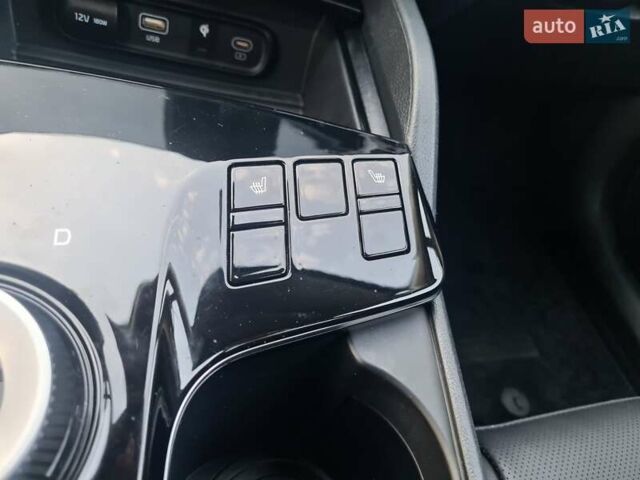 Сірий Кіа Sportage, об'ємом двигуна 1.6 л та пробігом 2 тис. км за 31300 $, фото 43 на Automoto.ua