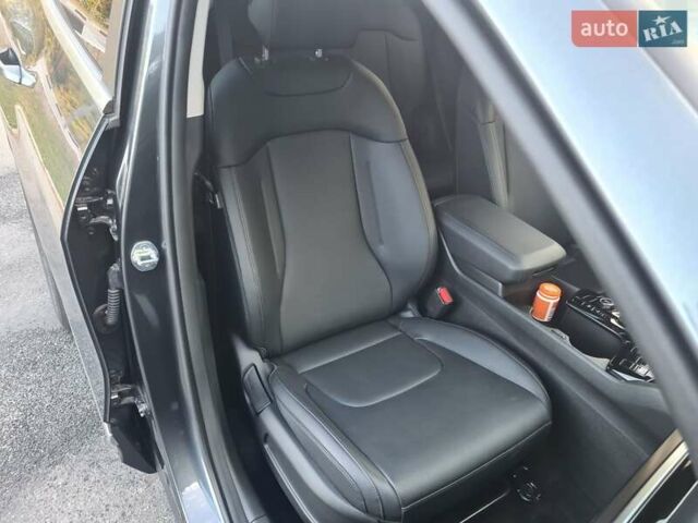 Сірий Кіа Sportage, об'ємом двигуна 1.6 л та пробігом 2 тис. км за 31300 $, фото 25 на Automoto.ua