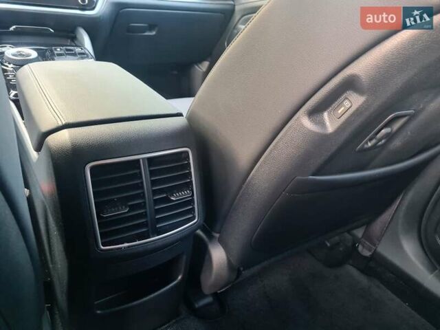 Сірий Кіа Sportage, об'ємом двигуна 1.6 л та пробігом 2 тис. км за 31300 $, фото 36 на Automoto.ua
