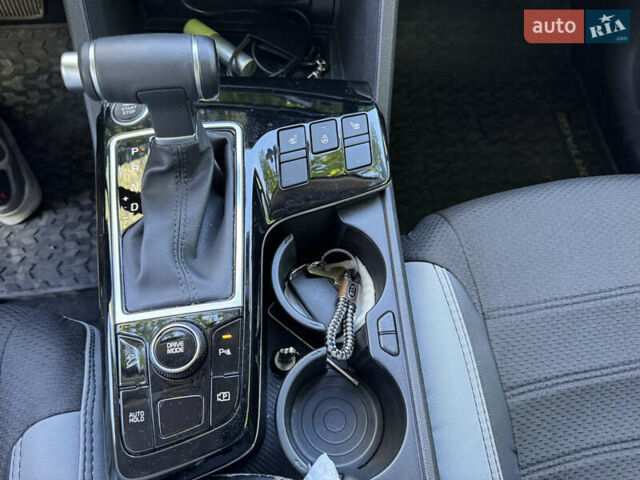 Серый Киа Sportage, объемом двигателя 1.6 л и пробегом 7 тыс. км за 29900 $, фото 11 на Automoto.ua