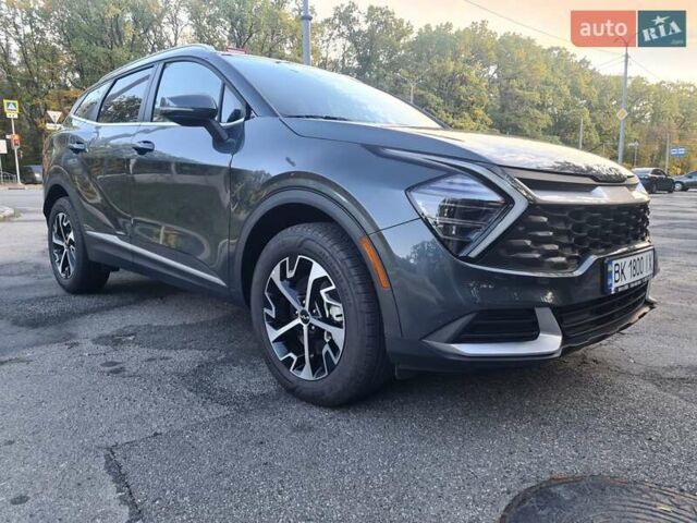 Сірий Кіа Sportage, об'ємом двигуна 1.6 л та пробігом 2 тис. км за 31300 $, фото 4 на Automoto.ua