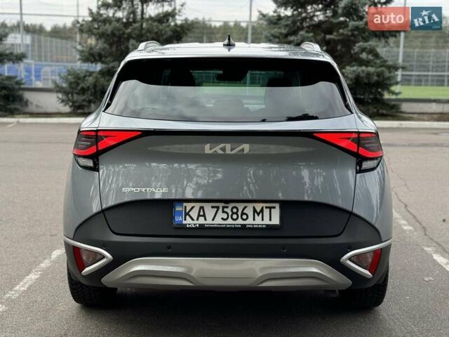 Сірий Кіа Sportage, об'ємом двигуна 1.6 л та пробігом 37 тис. км за 25800 $, фото 5 на Automoto.ua