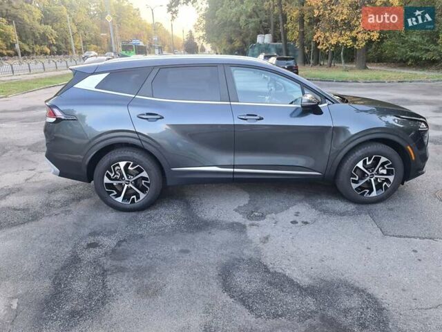 Сірий Кіа Sportage, об'ємом двигуна 1.6 л та пробігом 2 тис. км за 31300 $, фото 6 на Automoto.ua