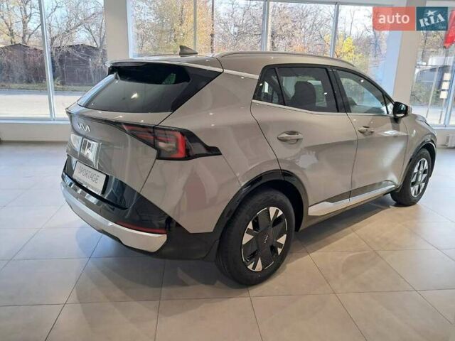 Серый Киа Sportage, объемом двигателя 1.6 л и пробегом 1 тыс. км за 35940 $, фото 4 на Automoto.ua